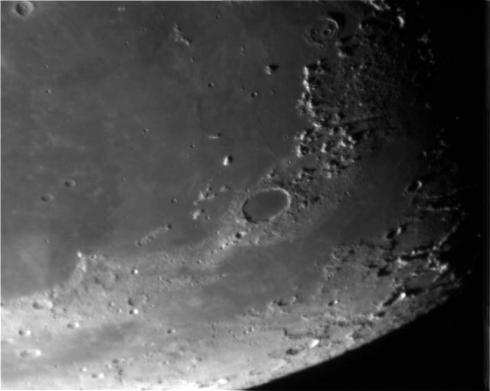 Levenhuk SkyMatic 127 GT MAK Review - craters of the Moon